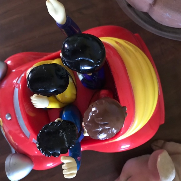 The Wiggles Toot Toot Chuga Chuga Big Red Car with characters - Picture 10 of 11